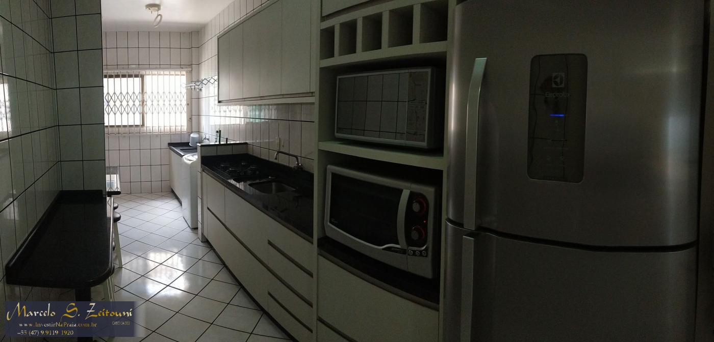 Apartamento com 3 Dormitórios para alugar, 130 m² por R$ 450,00