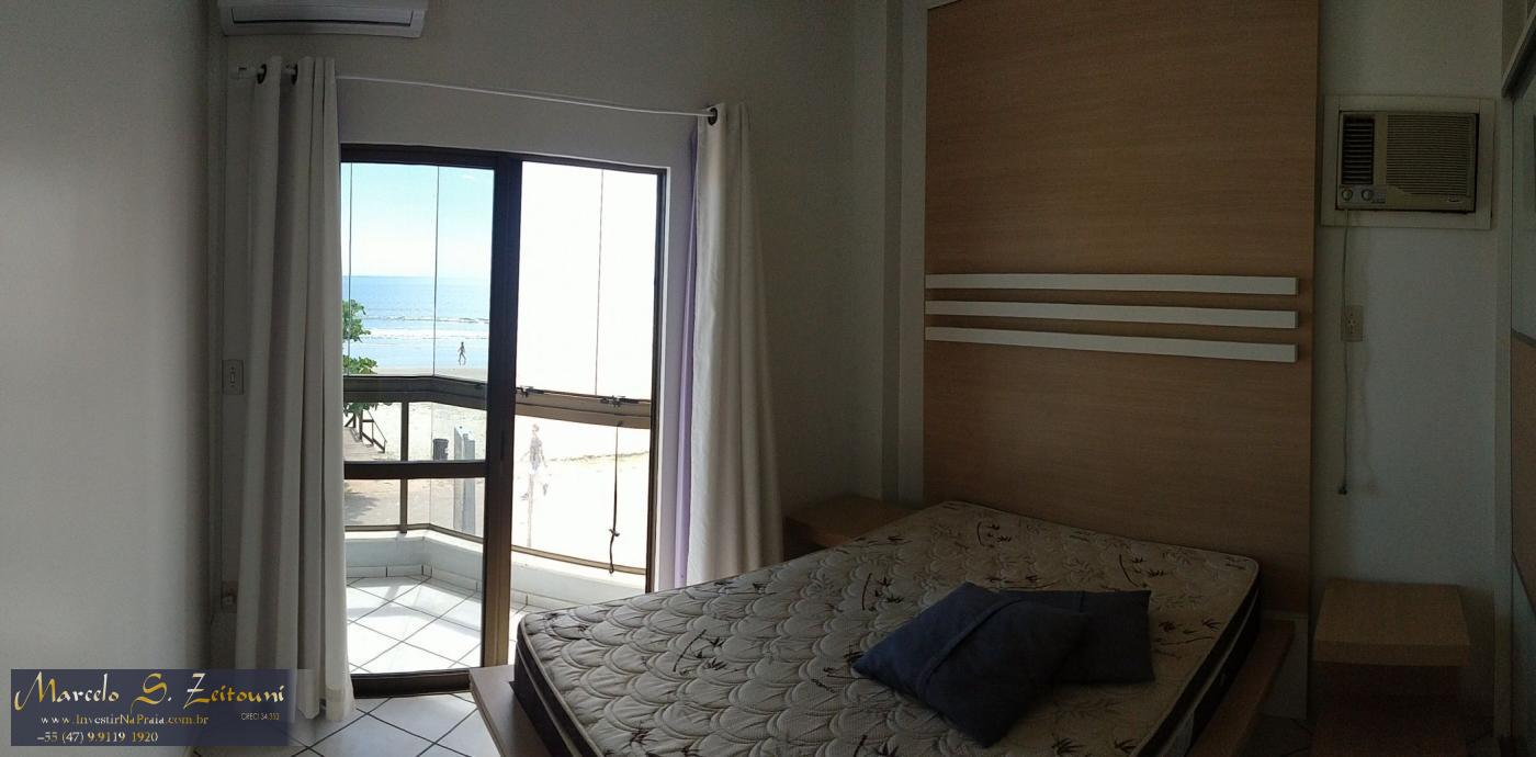 Apartamento com 3 Dormitórios para alugar, 130 m² por R$ 450,00