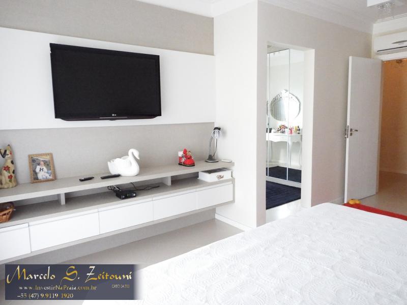 Apartamento com 3 Dormitórios à venda, 262 m² por R$ 1.350.000,00