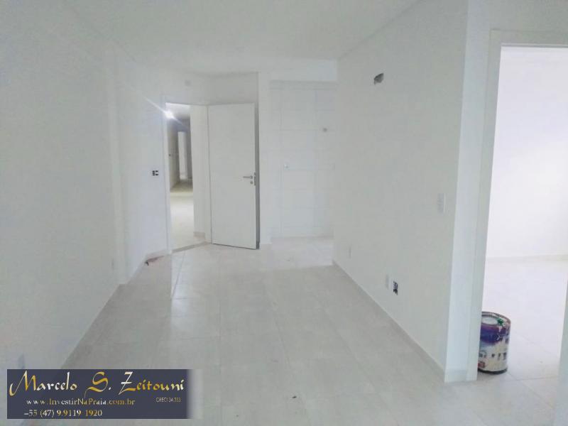 Apartamento com 2 Dormitórios à venda, 73 m² por R$ 400.000,00
