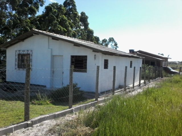 Casa à venda no Arroio do Rosa - Imbituba, SC. R$ 180.000,00
